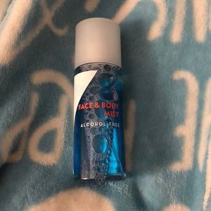 Alcohol free face and body mist